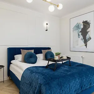 Apartament Elegant Szpakowa 10 With 2 Parking Spaces & Terrace By Renters, Kraków