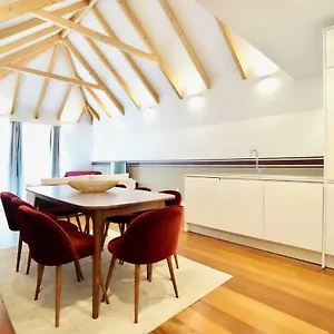 https://sao-paulo-190-luxury-apartments.hotels-lisbon-portugal.com
