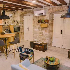  Apartment 5 Minutes Walk Art Croatia